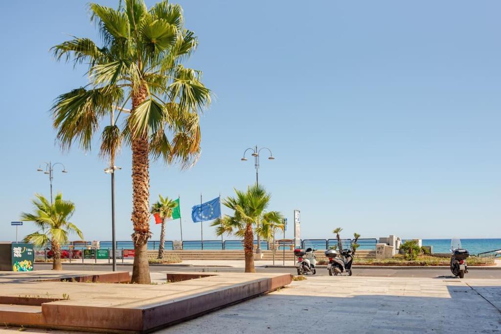 شقة Casa Al Mare - Lido تيراتشينا المظهر الخارجي الصورة